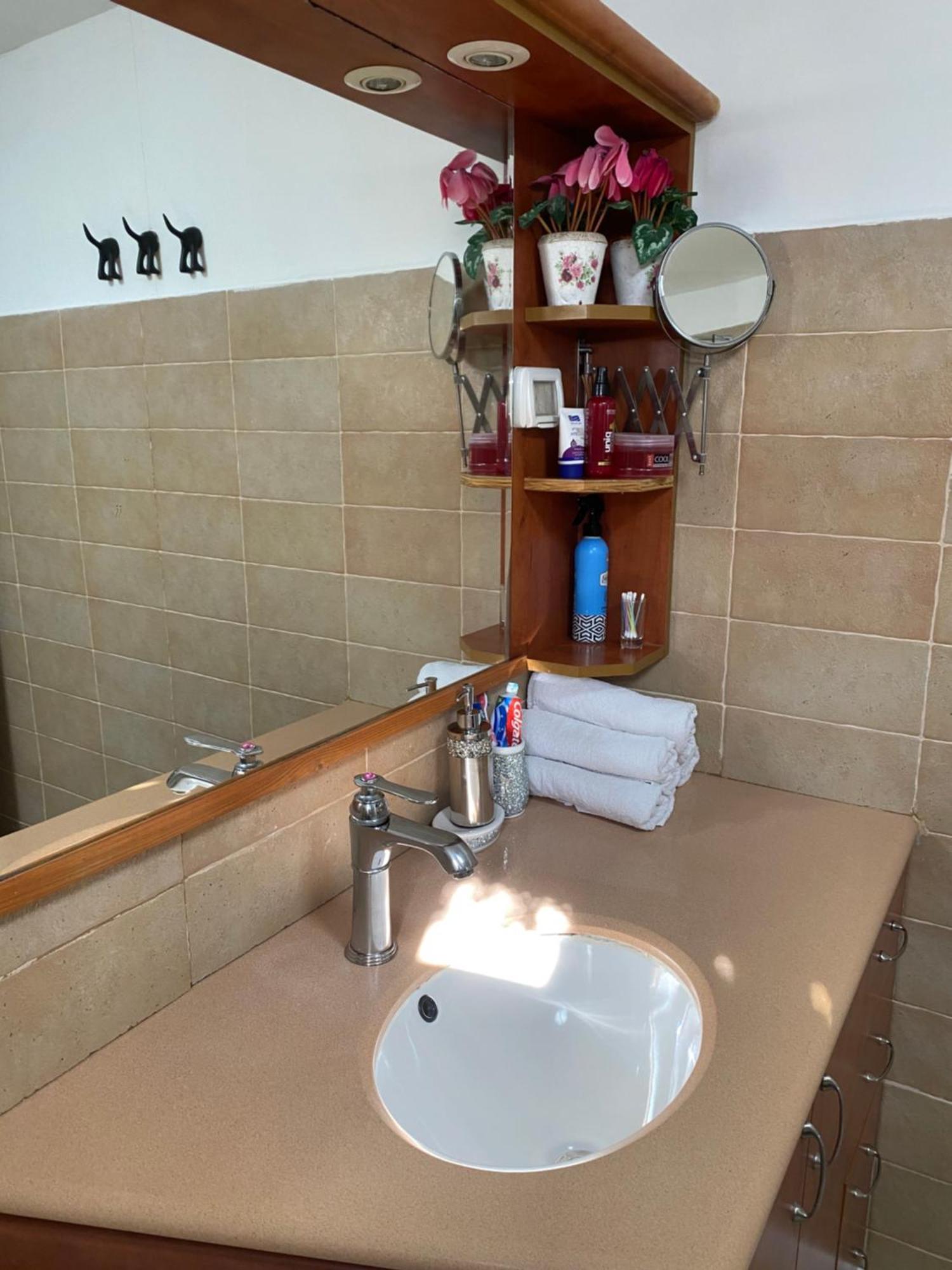 Villa בין יער לים à Shelomi Extérieur photo